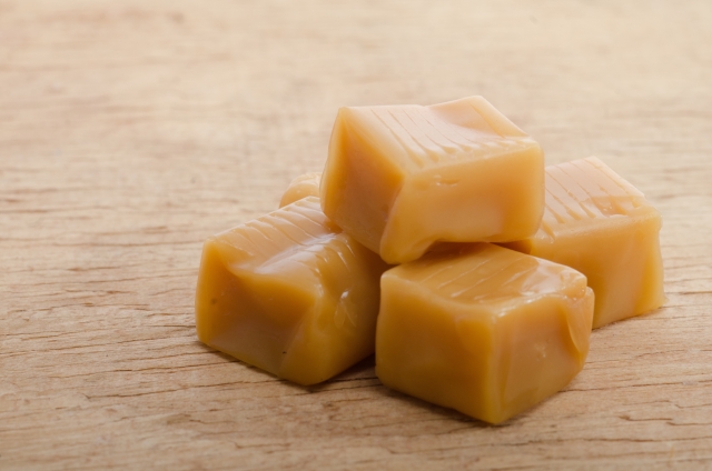 歯の詰め物が取れやすくなる食べ物まとめ【食べ過ぎ注意!】 歯の詰め物が取れやすくなる食べ物まとめ【食べ過ぎ注意!】