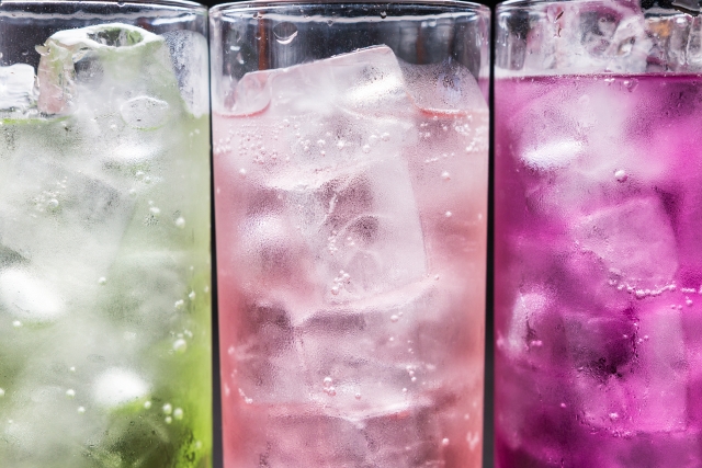 歯に優しいお酒はどれ?歯を弱らせる3つの要素とアルコールの注意点 歯に優しいお酒はどれ?歯を弱らせる3つの要素とアルコールの注意点